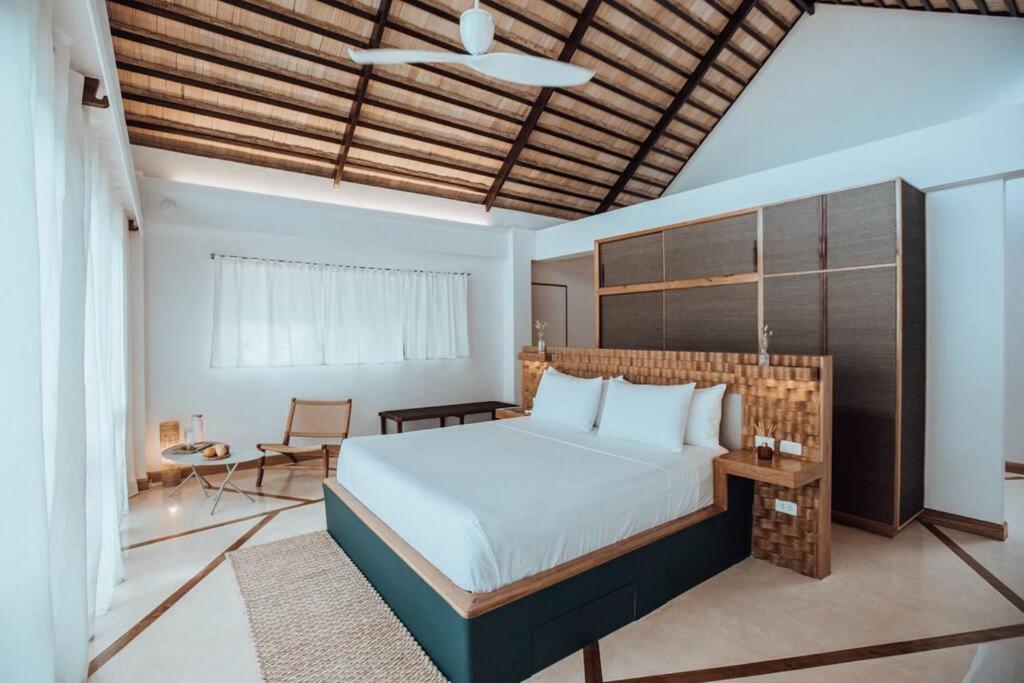 Maison Bukana - King Suite Генерал-Луна Экстерьер фото